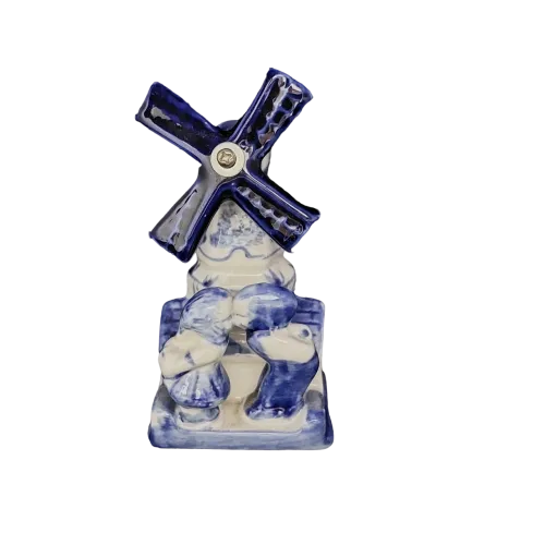 Holland molen + jongen en meisje model  hoog:11 cm